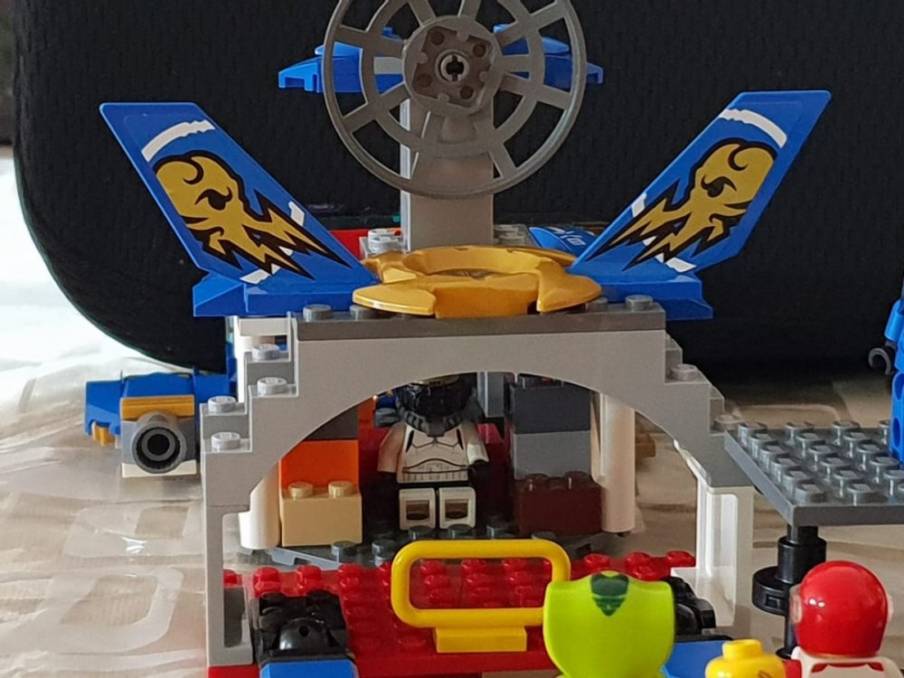Lego3.jpeg